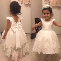 Robe de baptême blanche pour bébés filles de 0 à 5 ans, vêtements de princesse pour 1er anniversaire, avec nœud en dentelle, pour fête de mariage