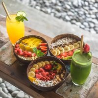 Natural Southeast Asian Coconut Shell Bowl Set, Eco-friendly Bowl with Spoon Fork Straw Mat for Salad Fruit Smoothie