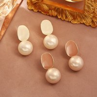 Fashionable and exquisite ladylike large pearl earrings, high-end drop glaze earrings, elegant and versatile commuting earrings