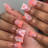24Pcs Duckbill Shape Short Press on Nails with Star Rhinestone Fashion Orange French False Nails Flower Design Fake Nail Tipsv