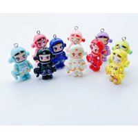 10pcs Cartoon Character Jewelry Pendant Flat Back Resin DIY Earrings Necklace Bracelet Jewelry Manufacturing Process