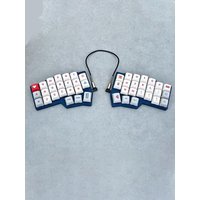 Corne V4 Split Keyboard RP2040 Controller RGB Support QMK/VIAL Split Keyboard Kit with 3.5mm Audio Line Customize PC Gamer Gifts