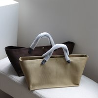 New Leather Niche Bag Casual Versatile Large Capacity Commuting Daily Fashion Exquisite Bag Daily Versatile Classic NO LOGO