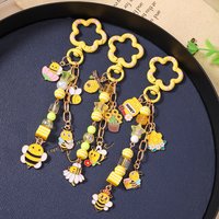Animal Keychain Lightweight Bee Enamel Charm Keychain Bee Flower Pendant Bee Keychain For Backpacks Airpods Cases
