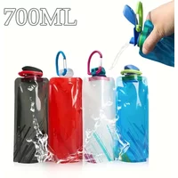 700 ml zusammenklappbarer weicher Wasserbeutel, tragbare Outdoor-Trinkblase für Wandern, Radfahren, Musik, Festival