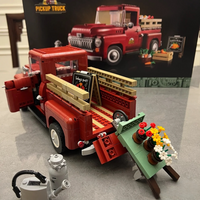 Creative store 1677PCS Pickup Truck Building Blocks Kit, Classic Vintage Vehicle Model Retro Desktop for Adult Fans Friends