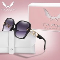 Classic Square Fishing Sunglasses for Men and women Oversize Casual Shades for Outdoor Party Hiking Travel Beach Vocation UV400