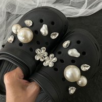 Pearl Rhinestone Flower Shoe Charms for Clog Shoes Crystal Gem DIY Decoration Accessories for Garden Sandals