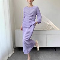 Miyake 2026 New Women's Suit Simple Long-sleeved Top T-shirt Casual Versatile Stretch Half-skirt Commuter Office 2-piece Set