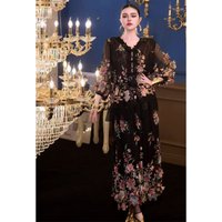 Exclusive Design Spring New V-neck Silk Fabric Three-Dimensional Embroidery Seven Quarter Sleeve Top +Elastic Waist Skirt for Wo