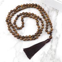 8mm 108 Beads Necklaces Mala Sandalwood Wooden Bead Necklace with Tassel Pendant Buddhist Charm Jewelry Gifts for Women Men Yoga