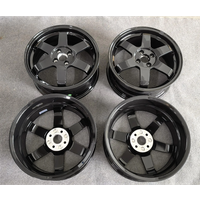 The customer has customized 5 high-quality 17-inch forged wheel rims.