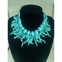 Hot-selling Bohemian-style double-layered layered resin red coral necklace for women,Fashionable and Unique.