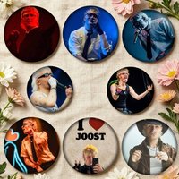 J-joost Klein Singer 25mm 32mm 44mm 58mm 75mm Brooches Badges Pins for Accessories Gift