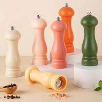 Adjustable Pepper Grinder with Traditional Salt Grinder Design, Ideal for Home Kitchens and Restaurants