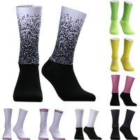 Anti Slip Silicone Seamless Aero Socks New Summer Breathable Cycling Socks Men Women Road Bike Calcetines Ciclismo