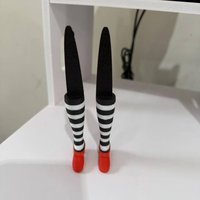 Creative Waterproof Witch Leg Decoration Rustproof Plastic Flower Pot Decoration Funny Decorative Potted Ornaments Outdoor