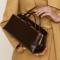 Women frame clasp clutch shoulder baguette bag tote handbag 2025 winter new versatile French bag coffee black off white color