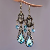 Vintage Metal Sculpture Aesthetic Dangle Earrings Medieval Court Style Elegant Earrings For Women Inlay Zircon Jewelry