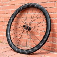 Butterfly pattern Disc Brake road bike wheelset, 700c carbon fiber aerodynamic T800 hand-built tubeless wheelset.