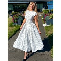 Fashionable Dot Maxi Dress Slim High Waist A-Line Short Sleeve Long Dress Casual Spring Season Ladies High Waist round Neck