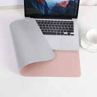 1 Stück – Dual-Purpose-Mauspad für Schreibtisch und Schreibtisch, aus Kunstleder, PU-Material, wasserdicht und staubdicht.