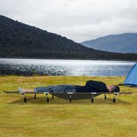 Armeegrünes tragbares Klappbett, 2,2 kg leichtes Oxford-Campingbett, für Picknick, Camping, Basislager
