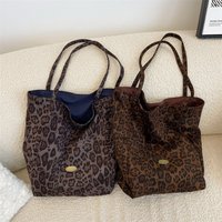 Leopard Print Large Capacity Tote Bag for Women, Reversible 2-in-1 Handbag Shoulder Bag for Work Commute