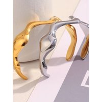 E.B.belle Creative PVD Plated Geometric Color Casting Wave Cuff Bracelets 18K Gold Plated Stainless Steel Glossy Fashion Jewelry