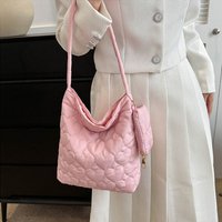 Women's Bags Solid Color Quilted Tote Bag Large Capacity Cotton Padded Handbag Trendy Fluffy Shoulder Bag for Winter Purse Bolsa