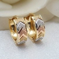Fashion Three Colors Hoop Women's Earrings Exquisite Shine Metal Hand Carving Pattern Engagement Jewelry