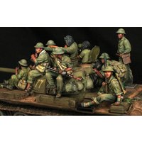 Druckguss-Harzfiguren-Modellbausatz im Maßstab 1:35 Vietnamkrieg NVA Tank Rider 10-Figuren (kein Panzer), unmontiert und unbemalt