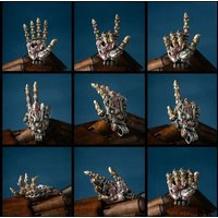 Mechanical Bionic Hand Pendant, Movable Fingers Robot Hand Charm, Gothic Skeleton Style EDC Pendant Ornament Collectible Gift