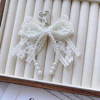 Elegant Lace Bow Keychain with Pearl Beads Heart Clip Bag Charm Pendant Sweet Fashion Accessory for Women Girls Purse Decoration
