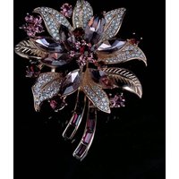 Crystal Flower Women's Suit Brooch High-end Luxury Rhinestone Shiny Flower Brooches Elegant Wedding Party Jewelry Gift Accessory