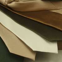 New Spring Style Solid White Neck Ties For Men Luxury Black Brown Green Neckties Formal Smart Casual Tie Wedding Tuxedo Cravat