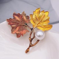 Vintage Elegant Maple Leaves Brooches For Women Clothing Coat Backpack Gifts Party Jewelry Accessories Gifts
