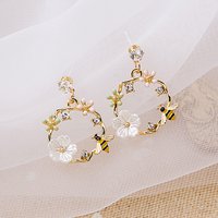 New Korean Hollow Wreath Flower Earrings For Women Crystal Zircon Sweet Bee Butterfly Stud Earring Wedding Party Jewelry