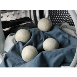 Electrolux M9YHODB2 Palle Di Lana Per Asciugatrice – Set Da 4, Lana Naturale Nuova Zelanda, Riduce Pieghe Fino Al 30%, Asciugatura Uniforme, Riutilizzabili Ed Ecologiche Electrolux M9YHODB2 Palle Di Lana Per Asciugatrice – Set Da 4, Lana Naturale Nuova Zelanda, Riduce Pieghe Fino Al 30%, Asciugatura Uniforme, Riutilizzabili Ed Ecologiche