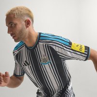 Camisola Principal 26/27 do Newcastle United FC