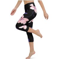 Accented Floral Yoga Capri Leggings - Women's