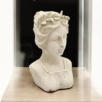 38CM CREAM RESIN BUST