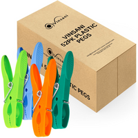 VINSANI 52PK PLASTIC PEGS 1010510