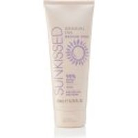Sunkissed 95 Percent Natural Gradual Tan 200ml - Medium Dark