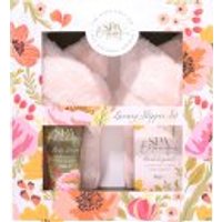 Co. Spa Botanique Luxury Slipper Set Gift Set 1x Pair Slippers + Body Lotion + 100g Bath Crystals
