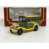 Bedford Van Dorothy Holbrook The Village Collection Cameo From Corgi CAM2D S4