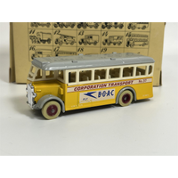 Corporation Single Deck Bus Fly BOAC Days Gone By Lledo DG6D S4