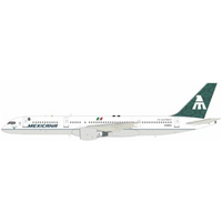 Mexican Boeing 757-200 N762MX With Stand 1:200 Scale Inflight200 IFEAV762