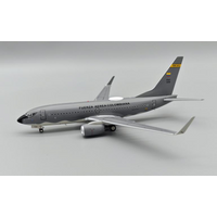 Colombia Air Force Boeing 737-732 FAC1219 With Stand 1:200 Scale Inflight200 IF737COL1219