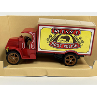 Model AC Mack 1920 Kiwi Boot Polish Models of Yesteryear Matchbox Y30D S6